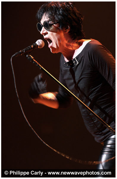 20030916_088cramps.jpg